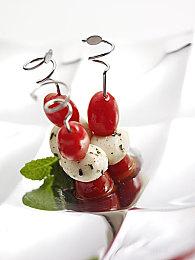 《生化危机9》新实机演示 女主被白裙女怪追逐